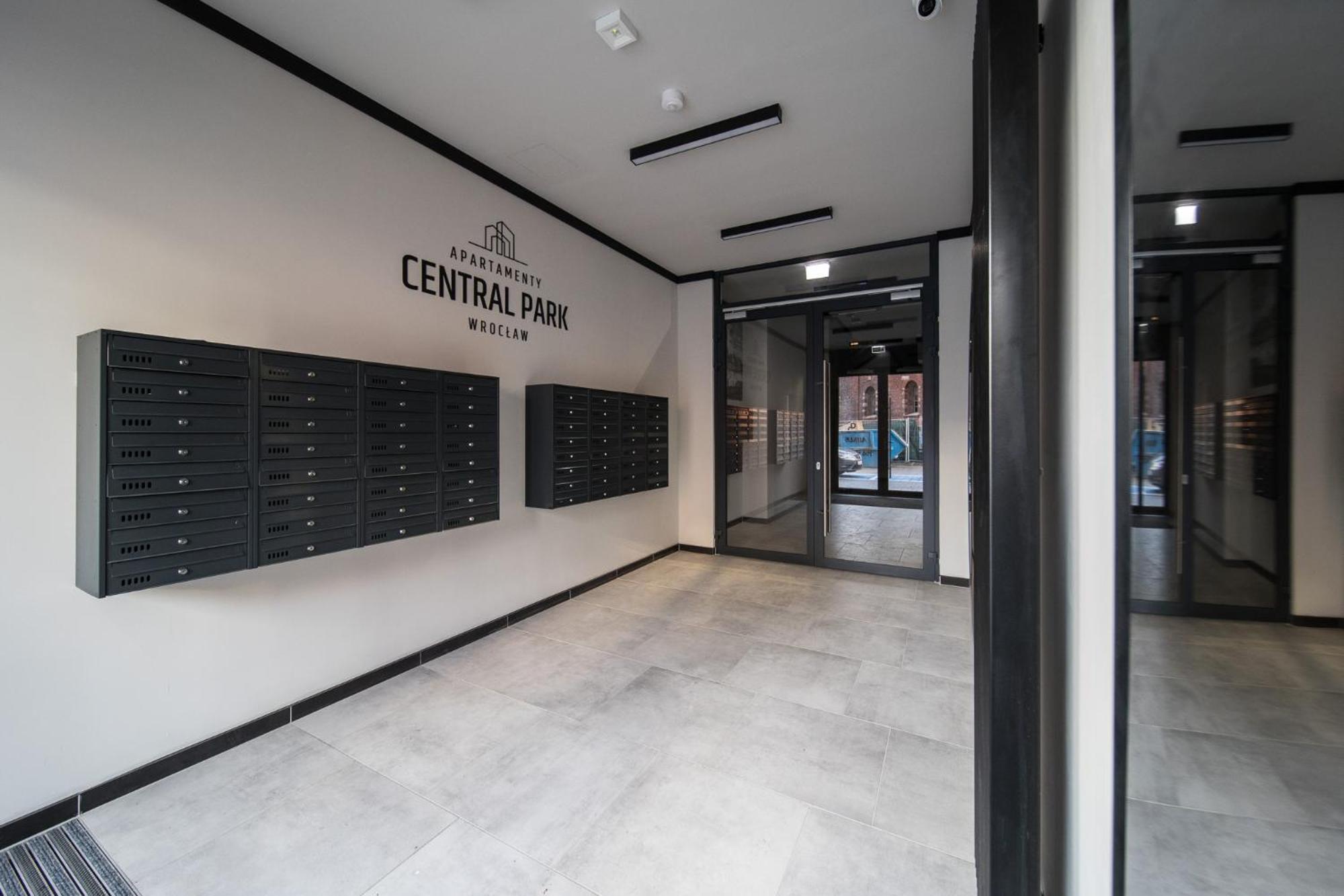 Central Park Red Apartment Breslavia Exterior foto